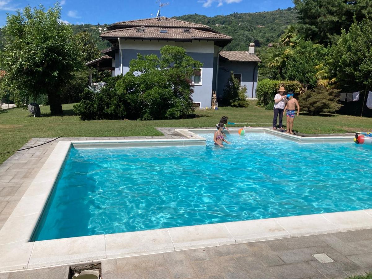 Appartamento Al Lago Lesa Exterior foto